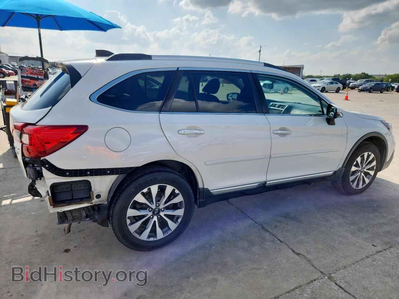 2018 SUBARU OUTBACK - VIN: 4S4BSETC4J3364178 - Фото 3