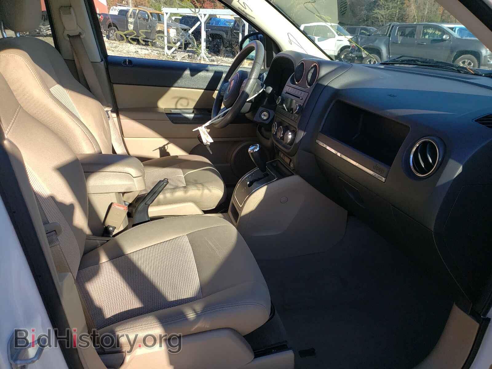 2012 JEEP COMPASS - VIN: 1C4NJDBB4CD558844 - Photo 5
