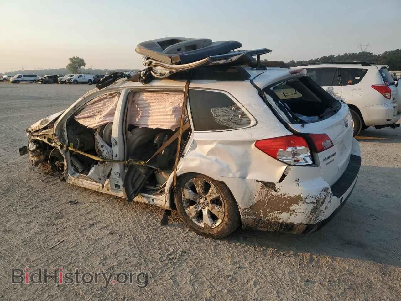 2011 SUBARU OUTBACK - VIN: 4S4BRDJC4B2422838 - Фото 2