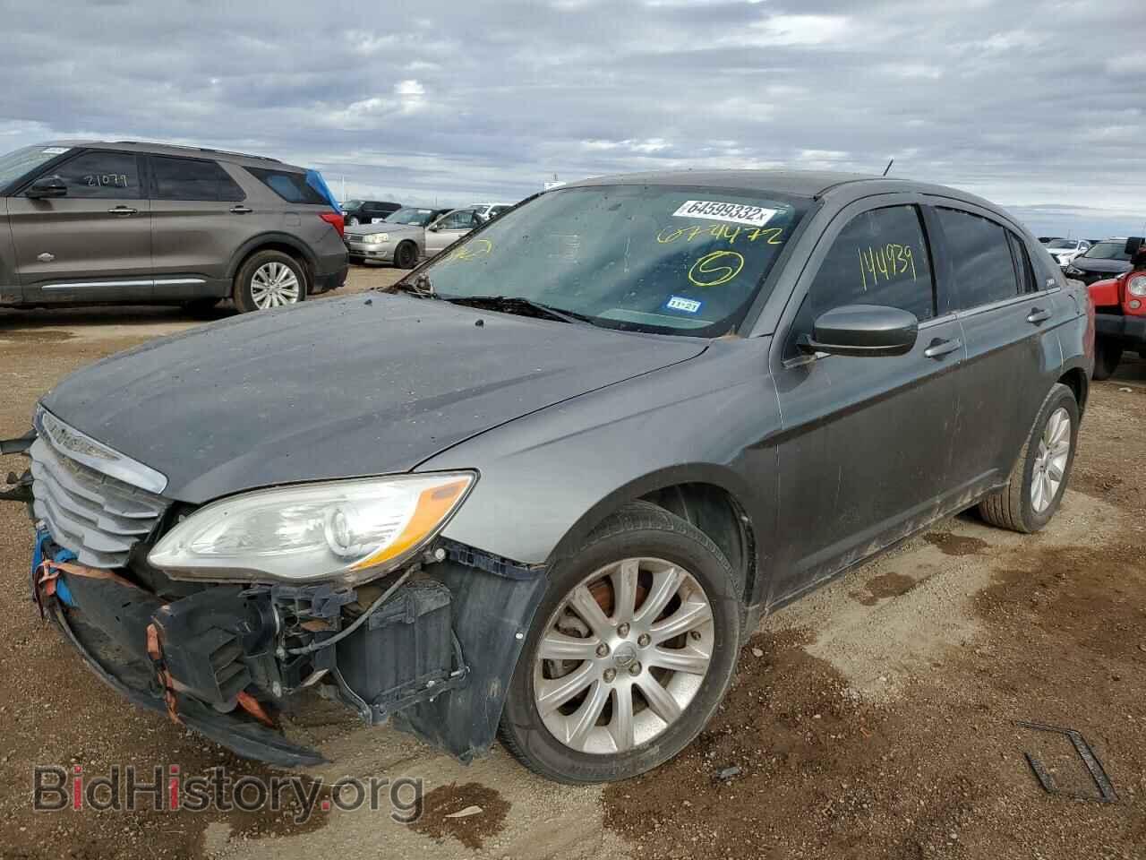 2013 CHRYSLER 200 - VIN: 1C3CCBBB6DN674472 - Фото 2