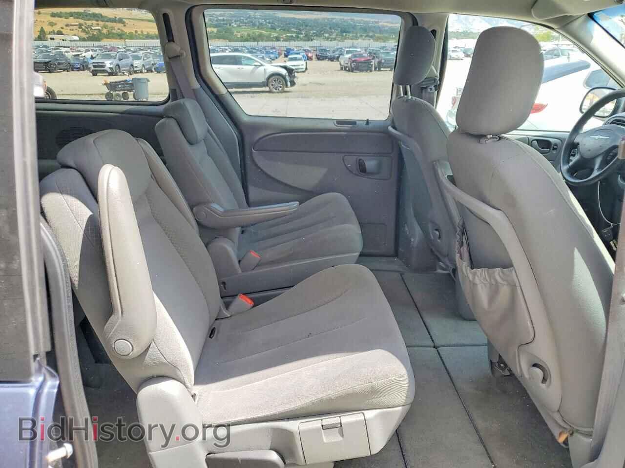 2007 CHRYSLER MINIVAN - VIN: 2A4GP44RX7R352569 - Photo 10