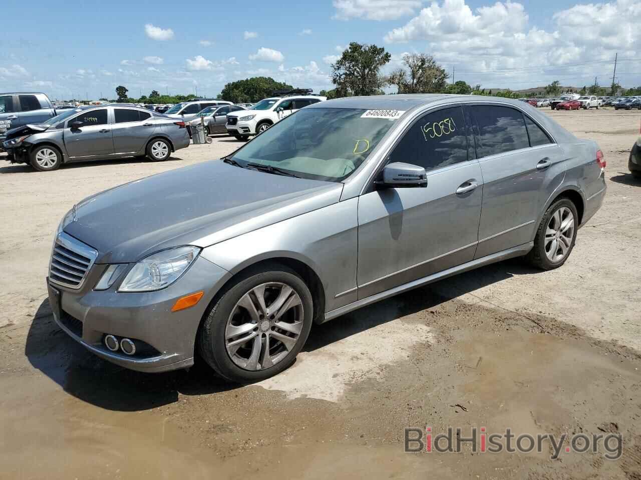 Photo WDDHF8HB7BA467182 - MERCEDES-BENZ E-CLASS 2011