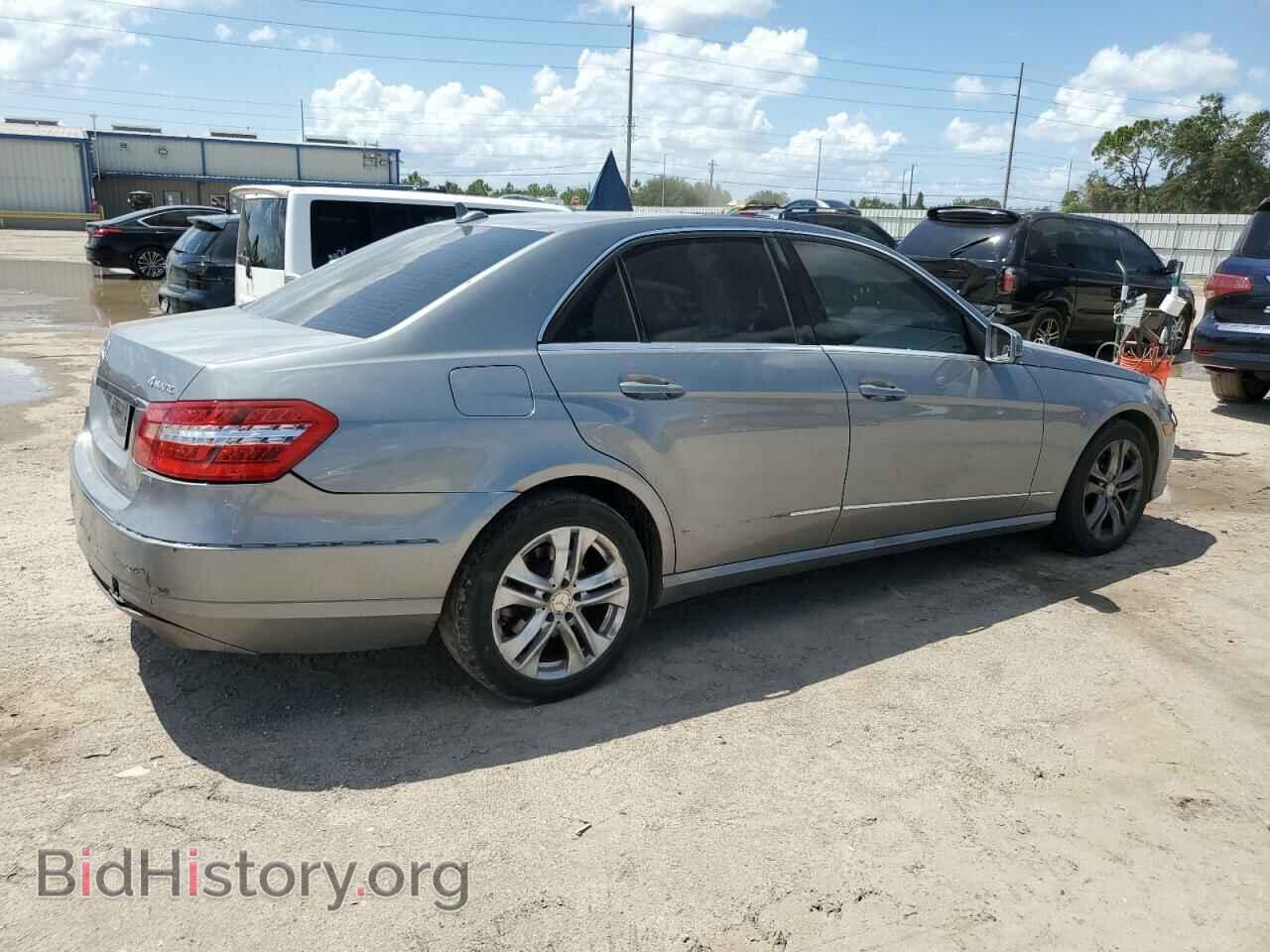 2011 MERCEDES-BENZ E-CLASS - VIN: WDDHF8HB7BA467182 - Фото 3