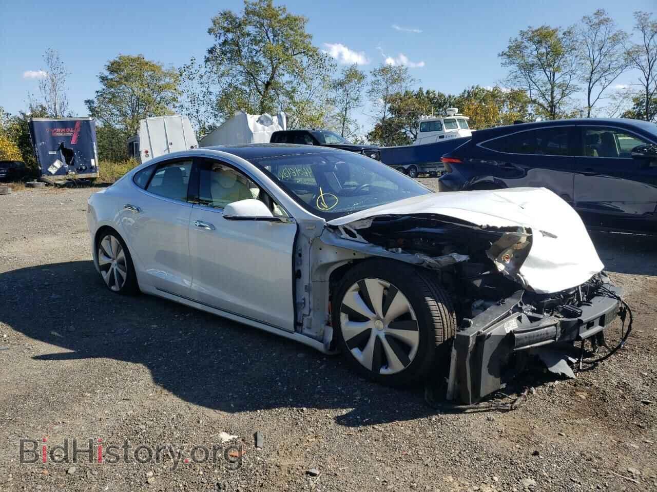 Фотография 5YJSA1E40LF382818 - TESLA MODEL S 2020