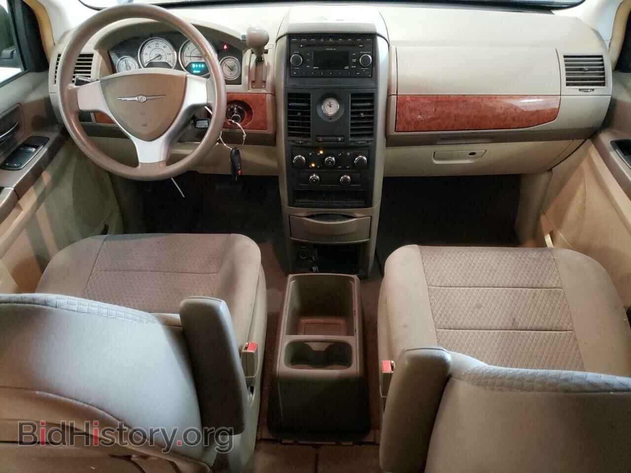 2008 CHRYSLER MINIVAN - VIN: 2A8HR44H68R115826 - Фото 8