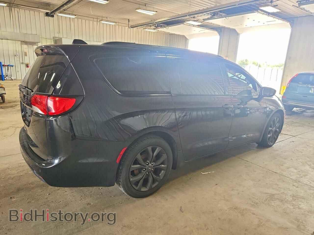 2018 CHRYSLER PACIFICA - VIN: 2C4RC1EG0JR260318 - Photo 3