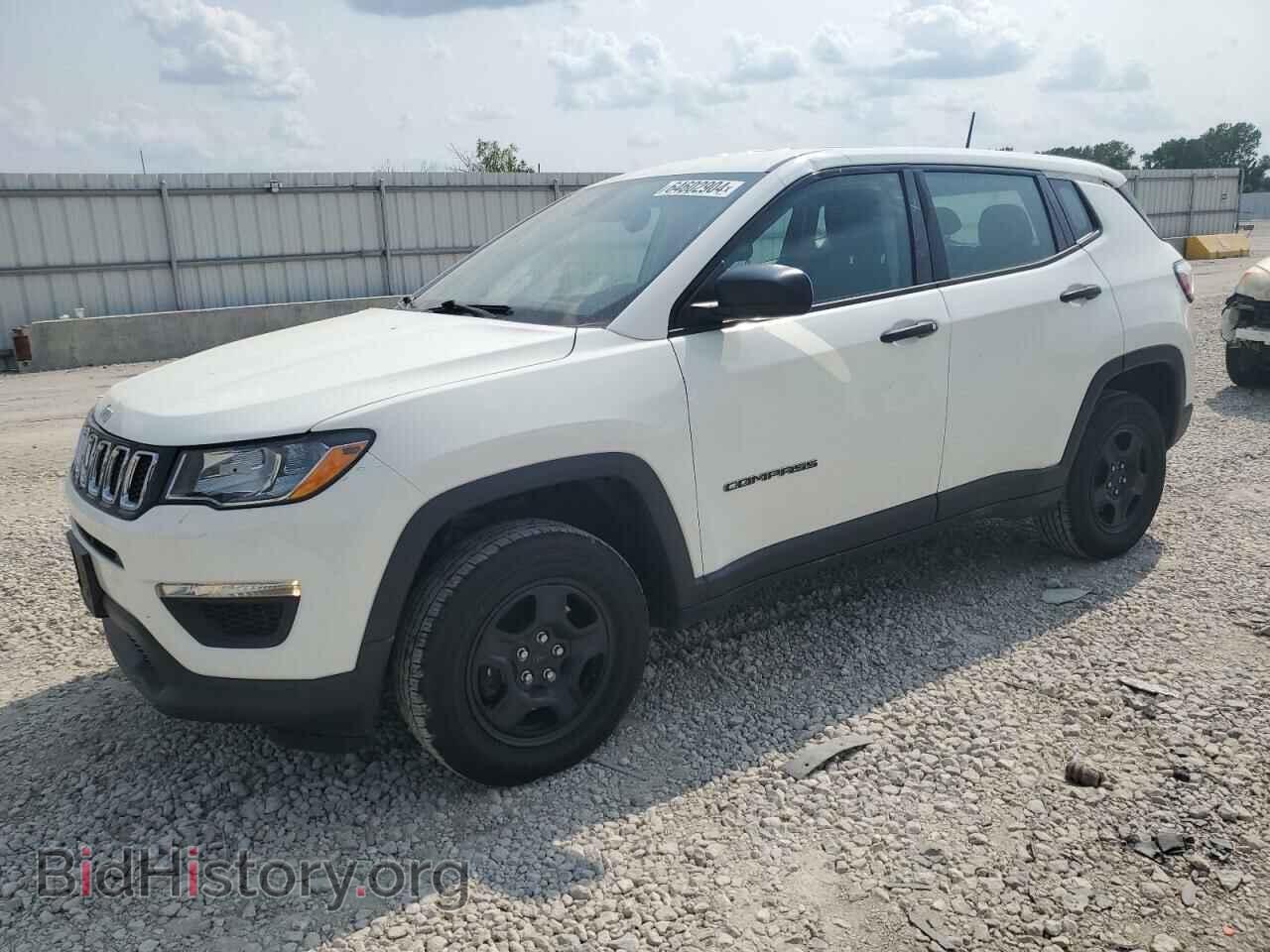 Фотография 3C4NJDAB3HT628272 - JEEP COMPASS 2017