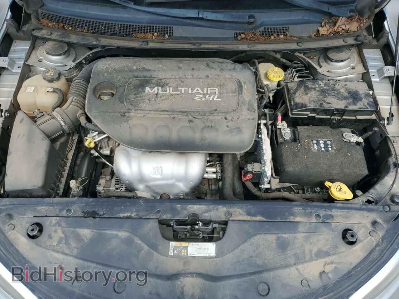 2016 CHRYSLER 200 - VIN: 1C3CCCAB8GN159517 - Фото 11