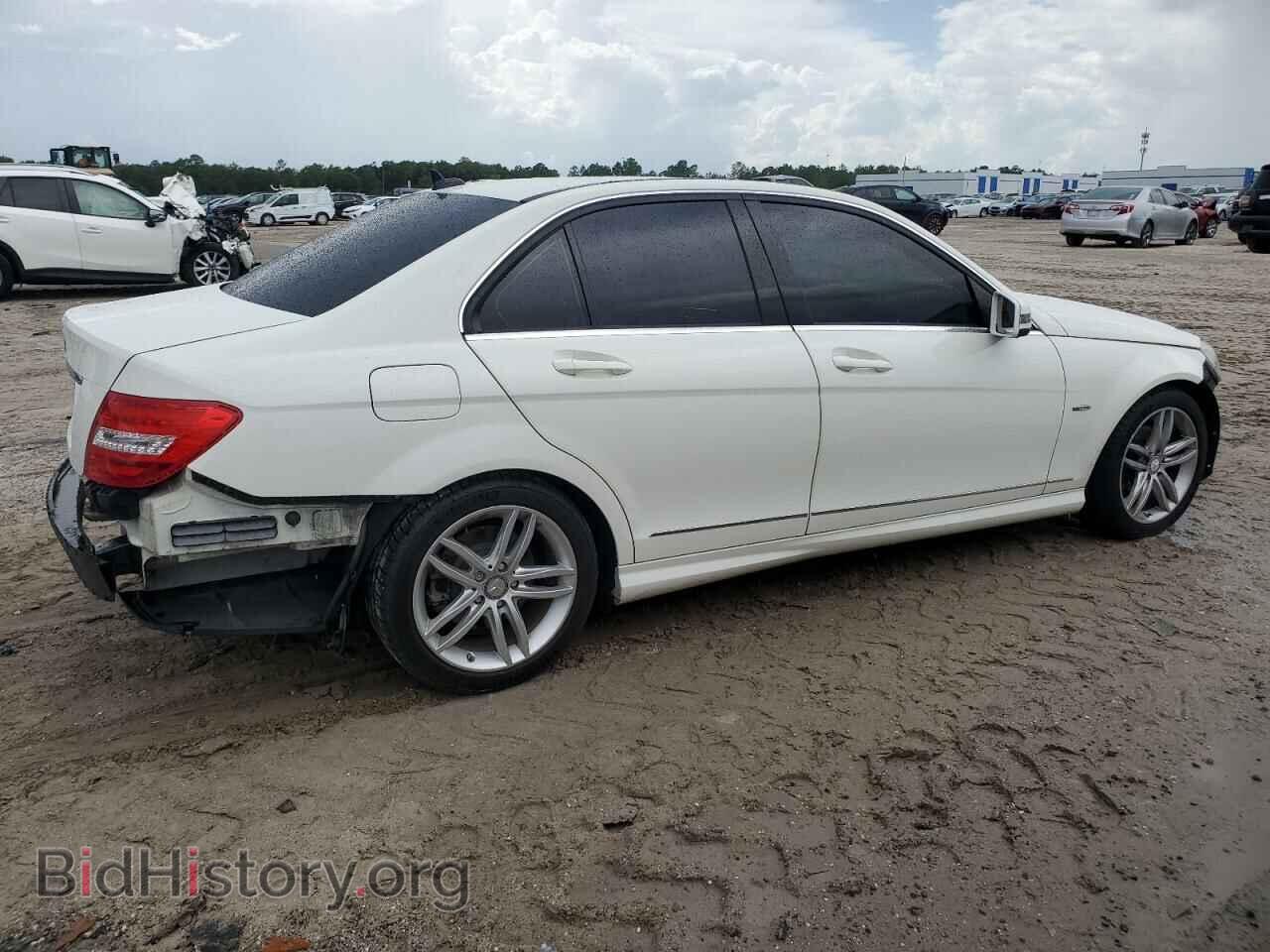 2012 MERCEDES-BENZ C-CLASS - VIN: WDDGF4HB2CR215637 - Фото 3
