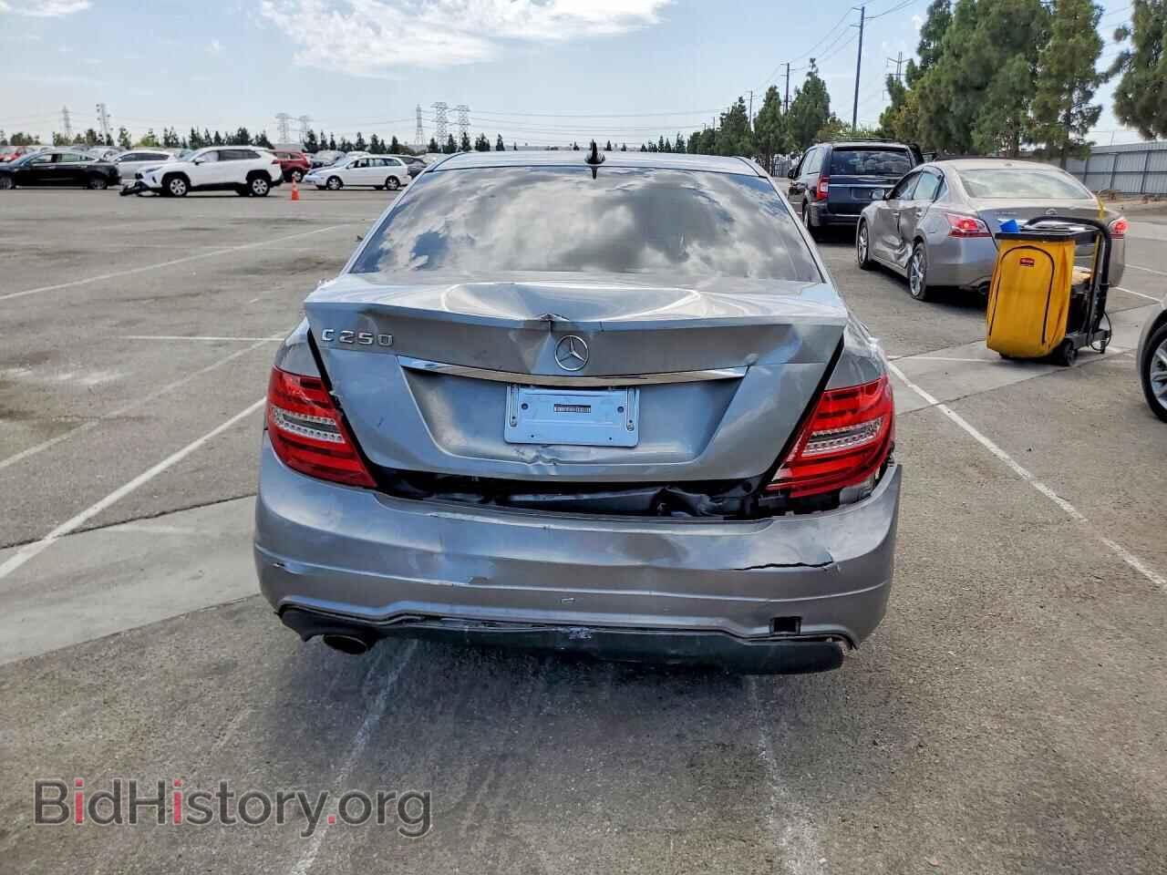 2013 MERCEDES-BENZ C-CLASS - VIN: WDDGF4HB9DA860706 - Фото 6
