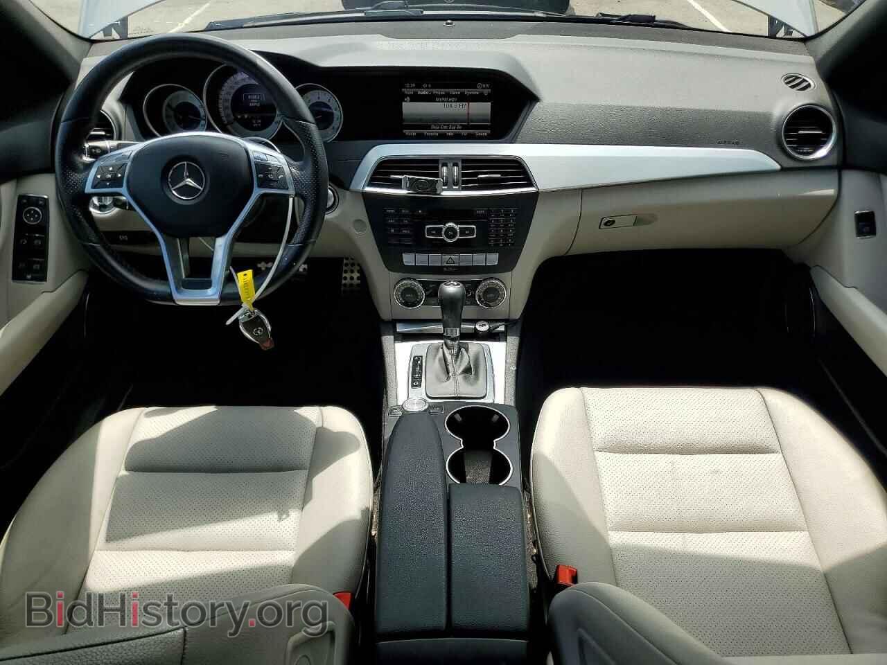 2013 MERCEDES-BENZ C-CLASS - VIN: WDDGF4HB9DA860706 - Фото 8
