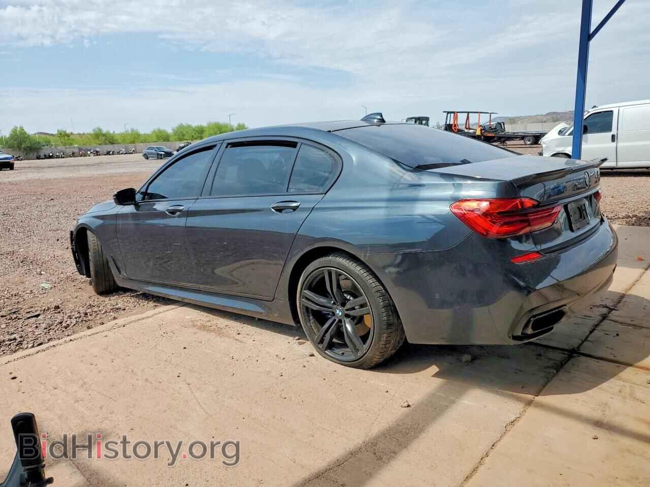 2017 BMW 7 SERIES - VIN: WBA7E2C55HG739982 - Photo 2