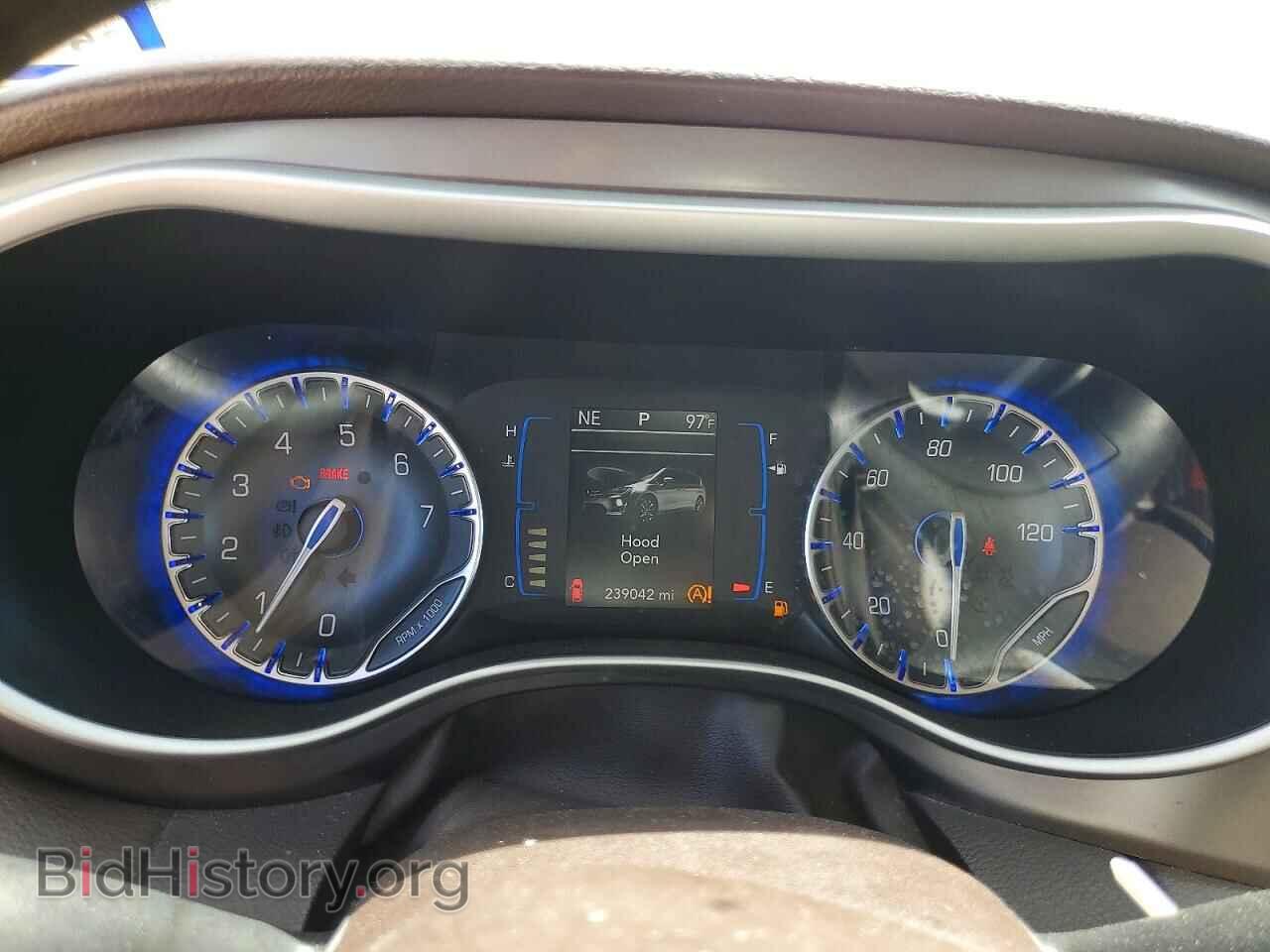 2017 CHRYSLER PACIFICA - VIN: 2C4RC1BGXHR741496 - Photo 9