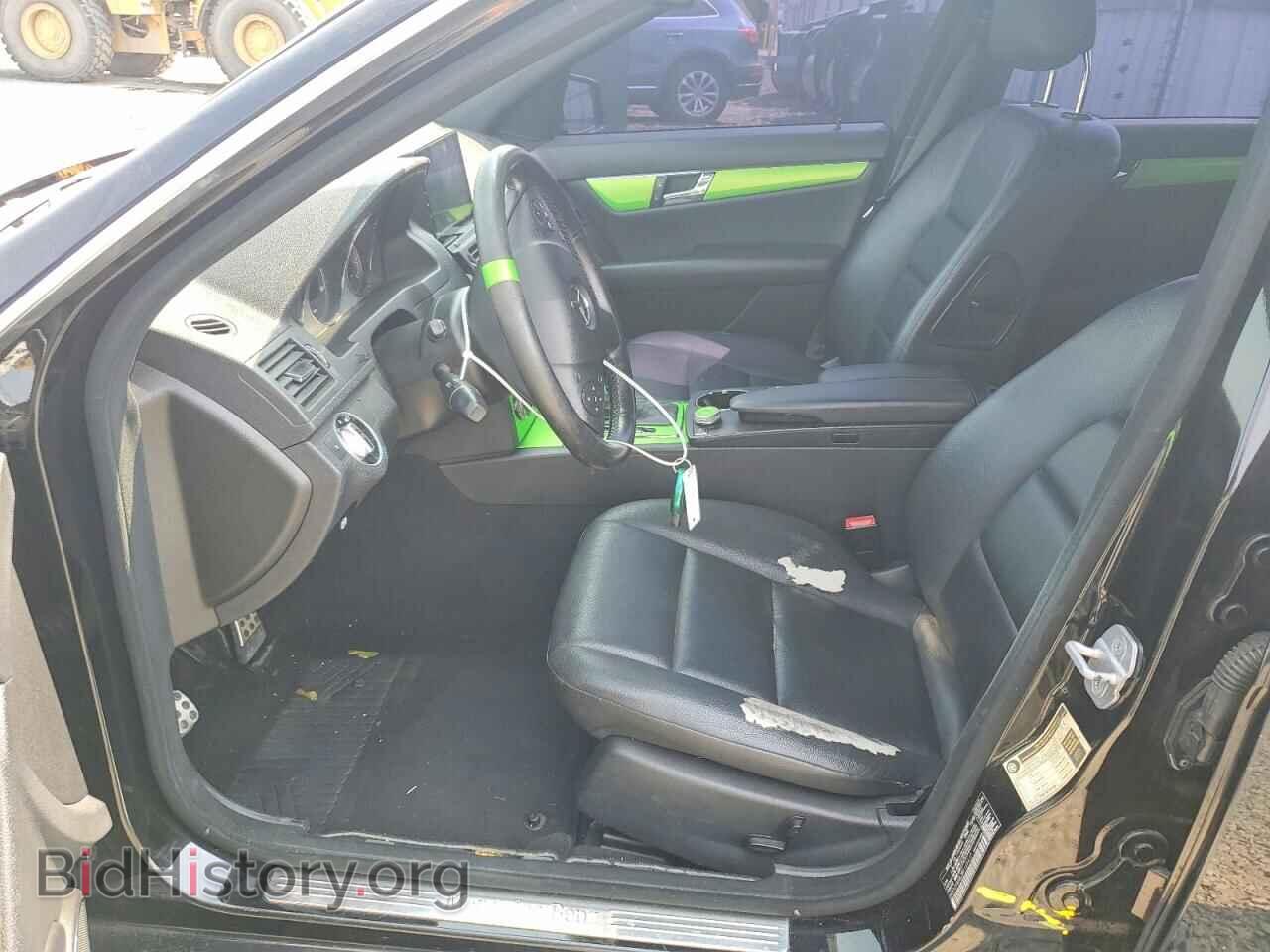 2011 MERCEDES-BENZ C-CLASS - VIN: WDDGF8BB2BR155437 - Фото 7