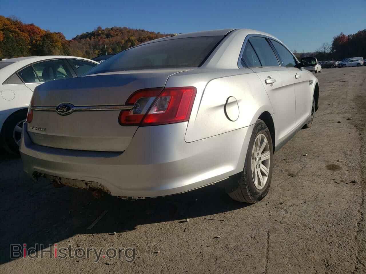 2010 FORD TAURUS - VIN: 1FAHP2DW2AG111155 - Фото 4