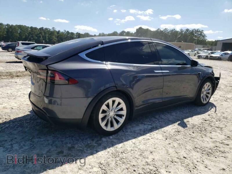 2017 Tesla MODEL X (VIN 5YJXCDE23HF051027) — фото 3 из 15