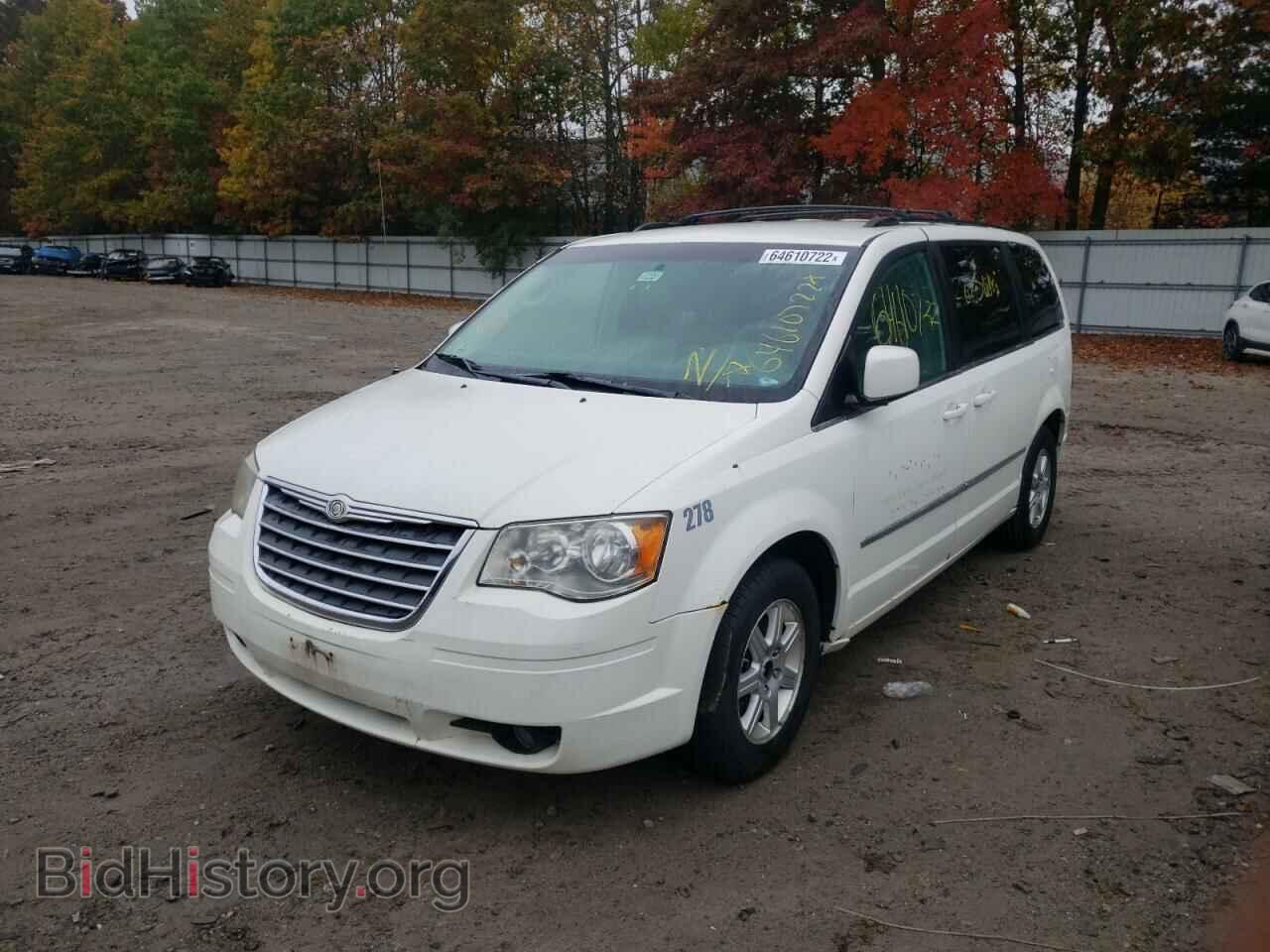 2010 CHRYSLER MINIVAN - VIN: 2A4RR5D18AR421379 - Фото 2