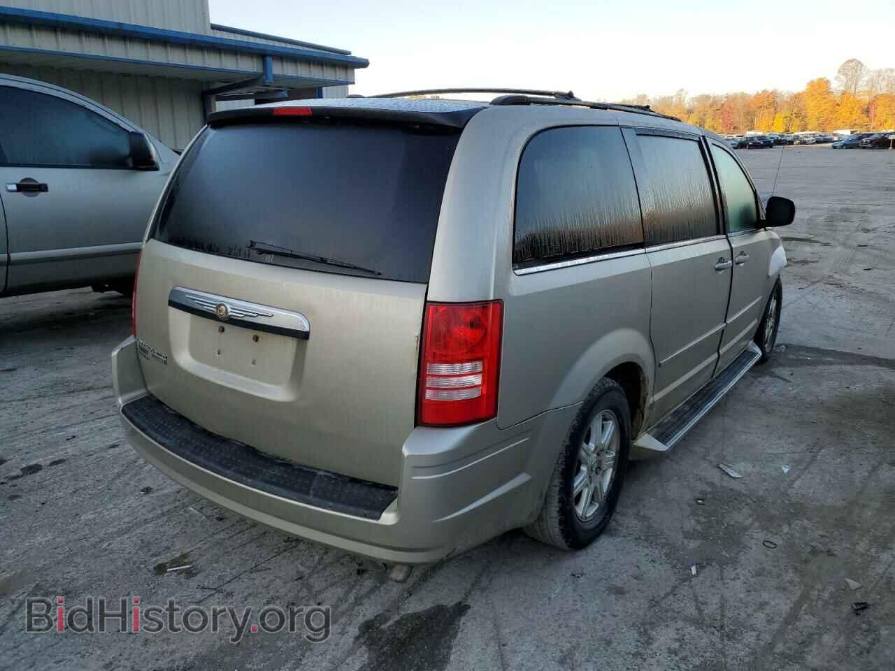 2008 CHRYSLER MINIVAN - VIN: 2A8HR54PX8R728237 - Фото 4