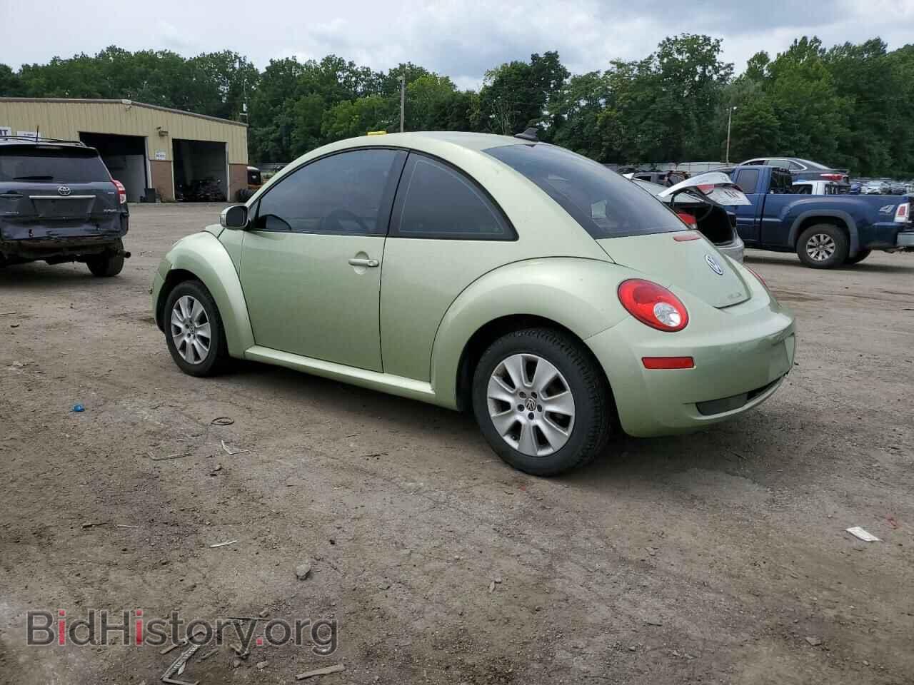 2009 VOLKSWAGEN BEETLE - VIN: 3VWPW31C59M509130 - Фото 2