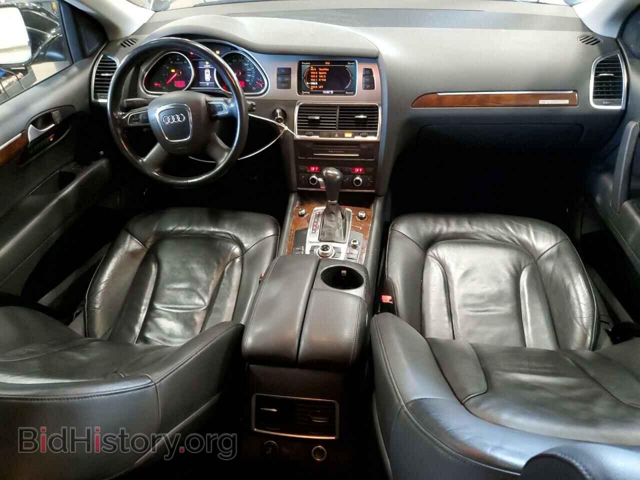 2010 AUDI Q7 - VIN: WA1LYAFE3AD006412 - Фото 8