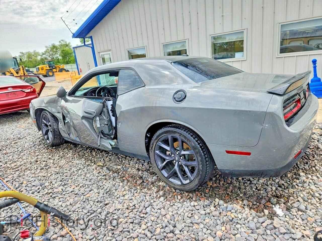 2023 DODGE CHALLENGER - VIN: 2C3CDZBT1PH621593 - Фото 2
