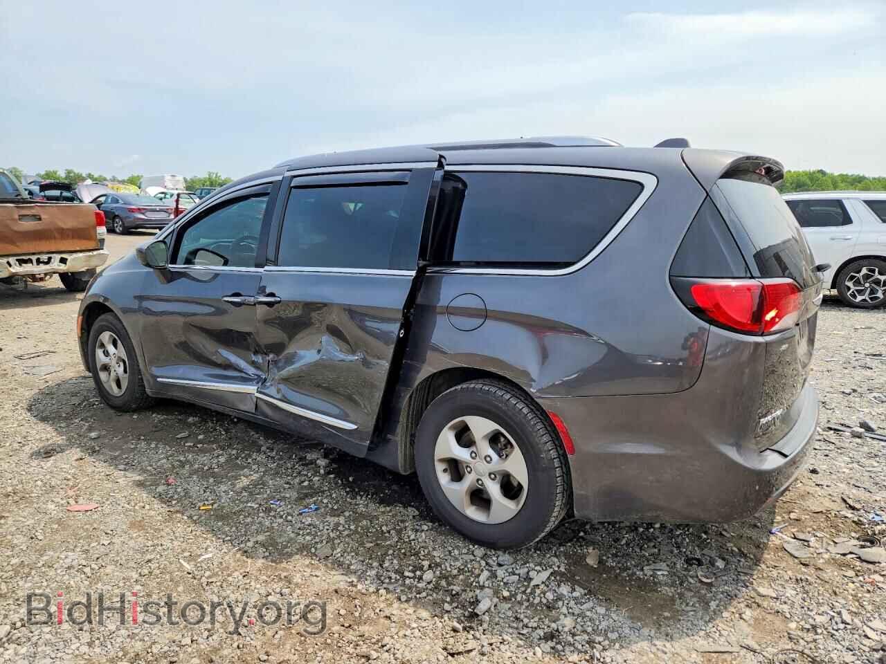 2017 CHRYSLER PACIFICA - VIN: 2C4RC1EG2HR684237 - Фото 2