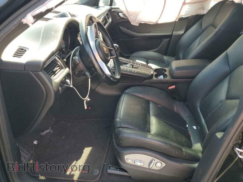 2017 Porsche MACAN (VIN WP1AB2A59HLB14981) — photo 7 of 12