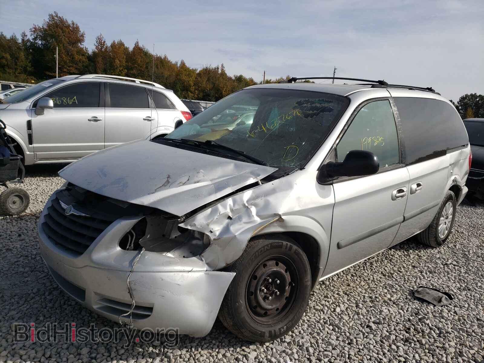 2006 CHRYSLER MINIVAN - VIN: 1A4GP45R56B537155 - Фото 2