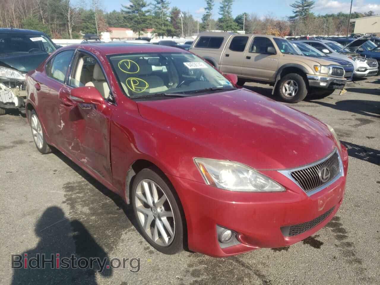 Photo JTHCF5C23B5052328 - LEXUS IS 2011