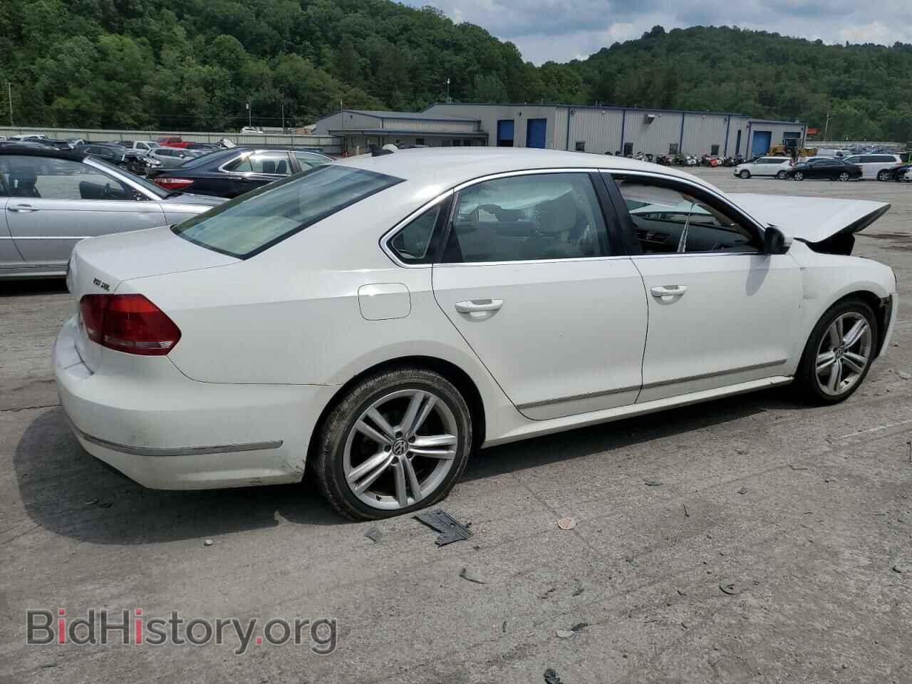 2014 VOLKSWAGEN PASSAT - VIN: 1VWCT7A38EC008890 - Фото 3