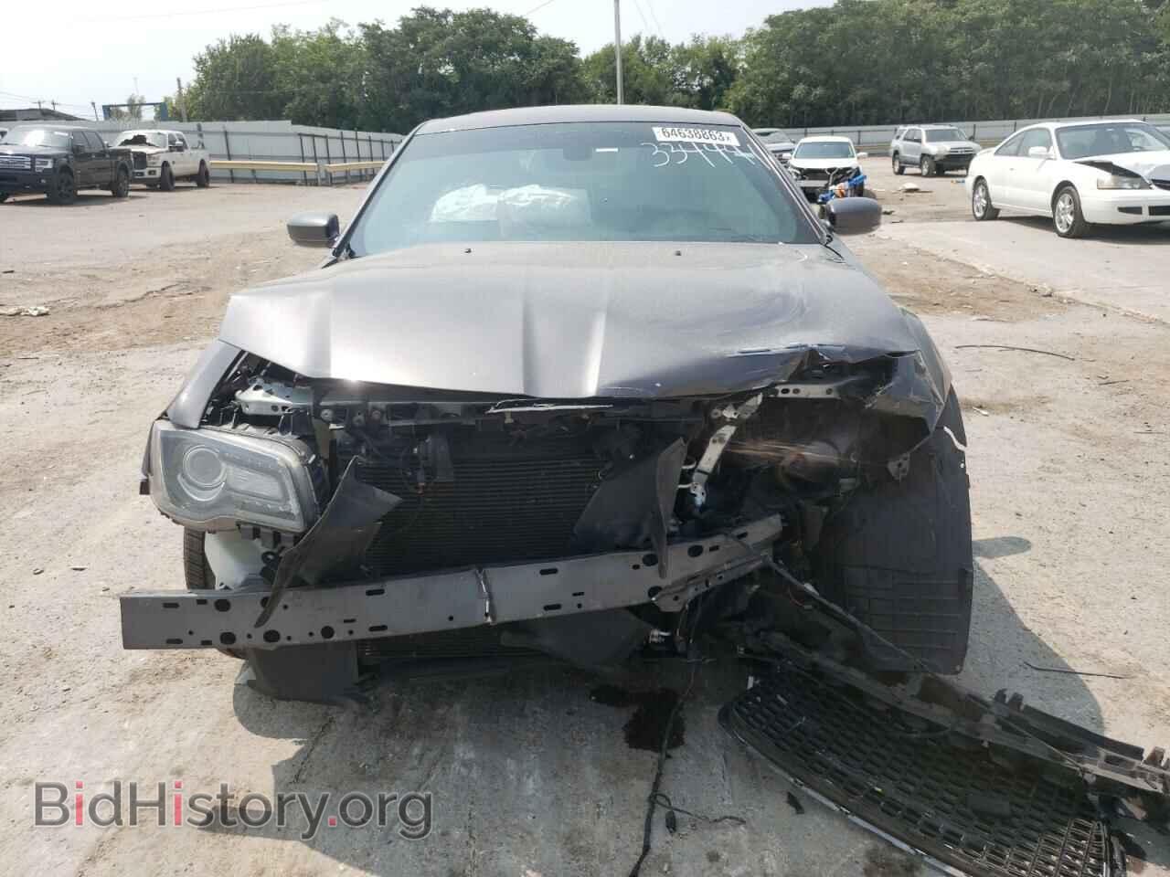 2016 CHRYSLER 300 - VIN: 2C3CCABT5GH334441 - Фото 5