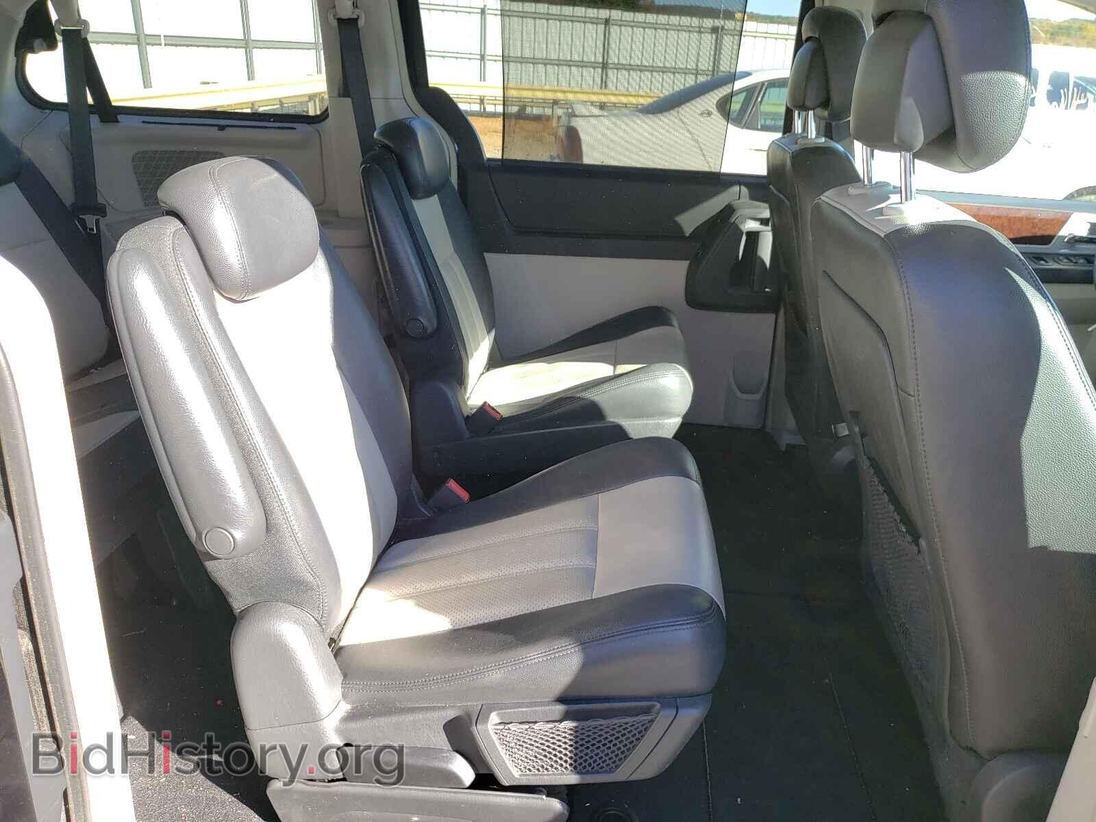 2010 CHRYSLER MINIVAN - VIN: 2A4RR8D1XAR449721 - Фото 6