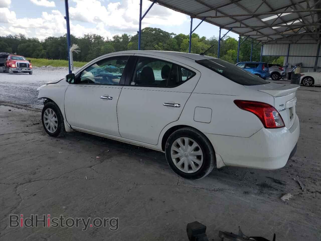 2019 NISSAN VERSA - VIN: 3N1CN7AP3KL810878 - Фото 2