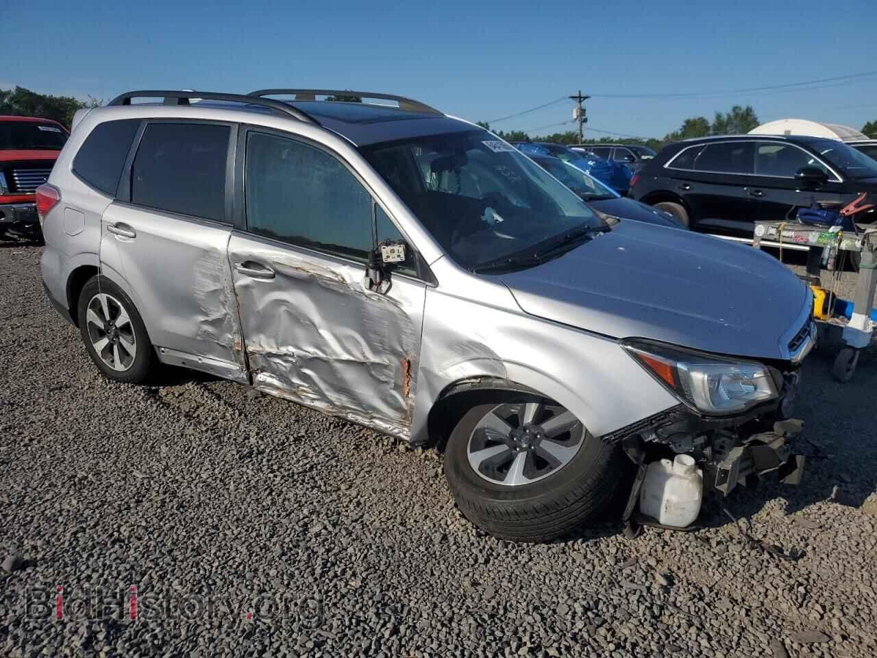 2017 SUBARU FORESTER - VIN: JF2SJAEC0HH559447 - Фото 4