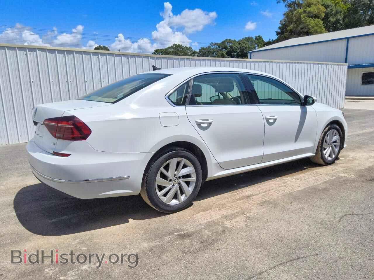 2018 VOLKSWAGEN PASSAT - VIN: 1VWBA7A35JC014948 - Фото 3