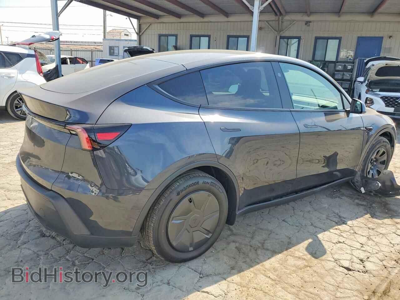 2026 TESLA MODEL Y - VIN: 7SAYGDED0TA721667 - Photo 3