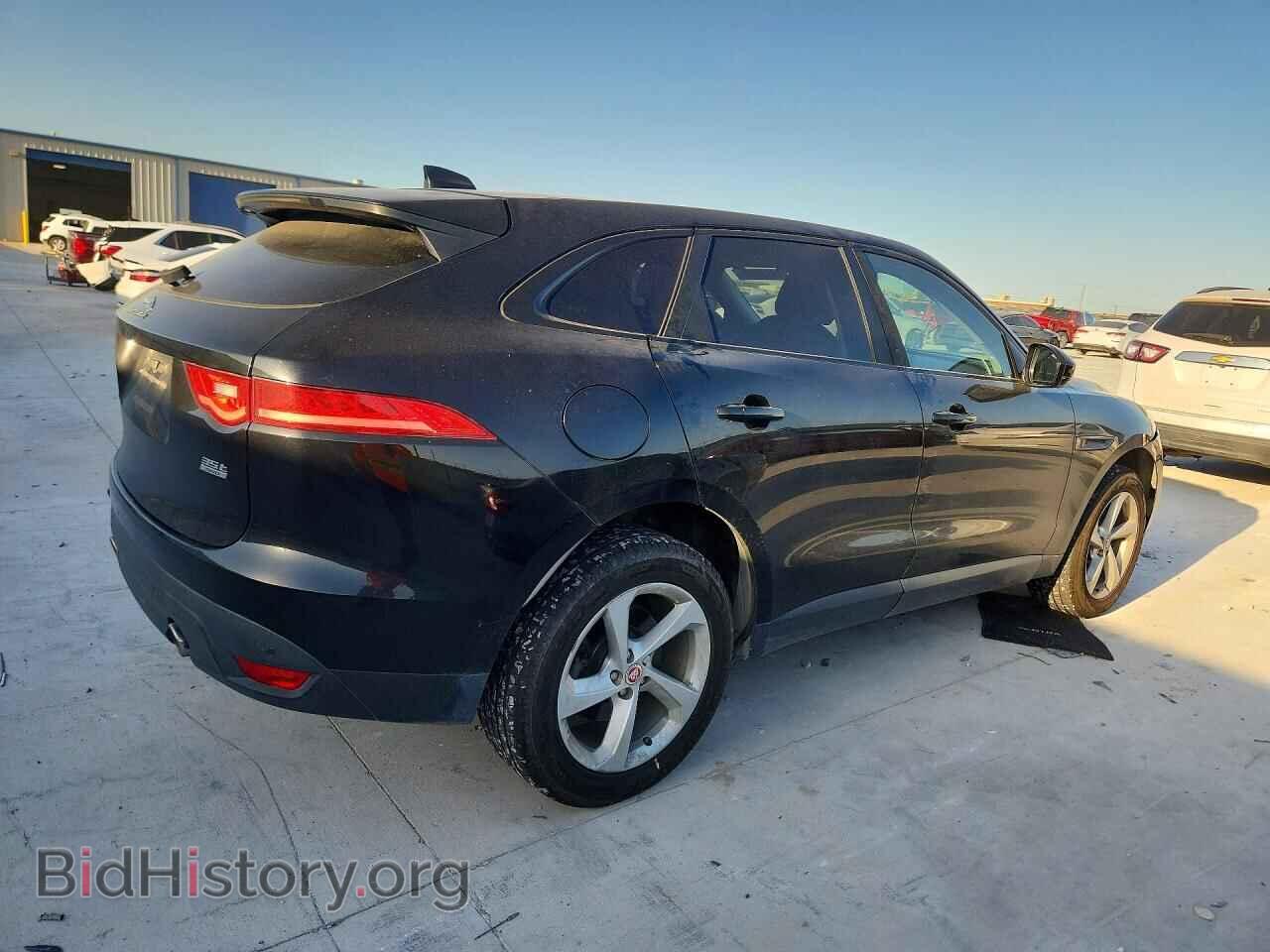 2017 JAGUAR F-PACE - VIN: SADCJ2BV3HA063540 - Фото 3