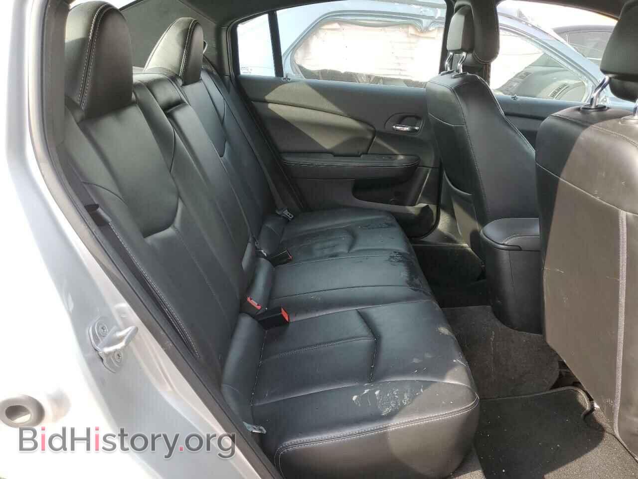 2011 CHRYSLER 200 - VIN: 1C3BC2FB3BN562697 - Фото 6