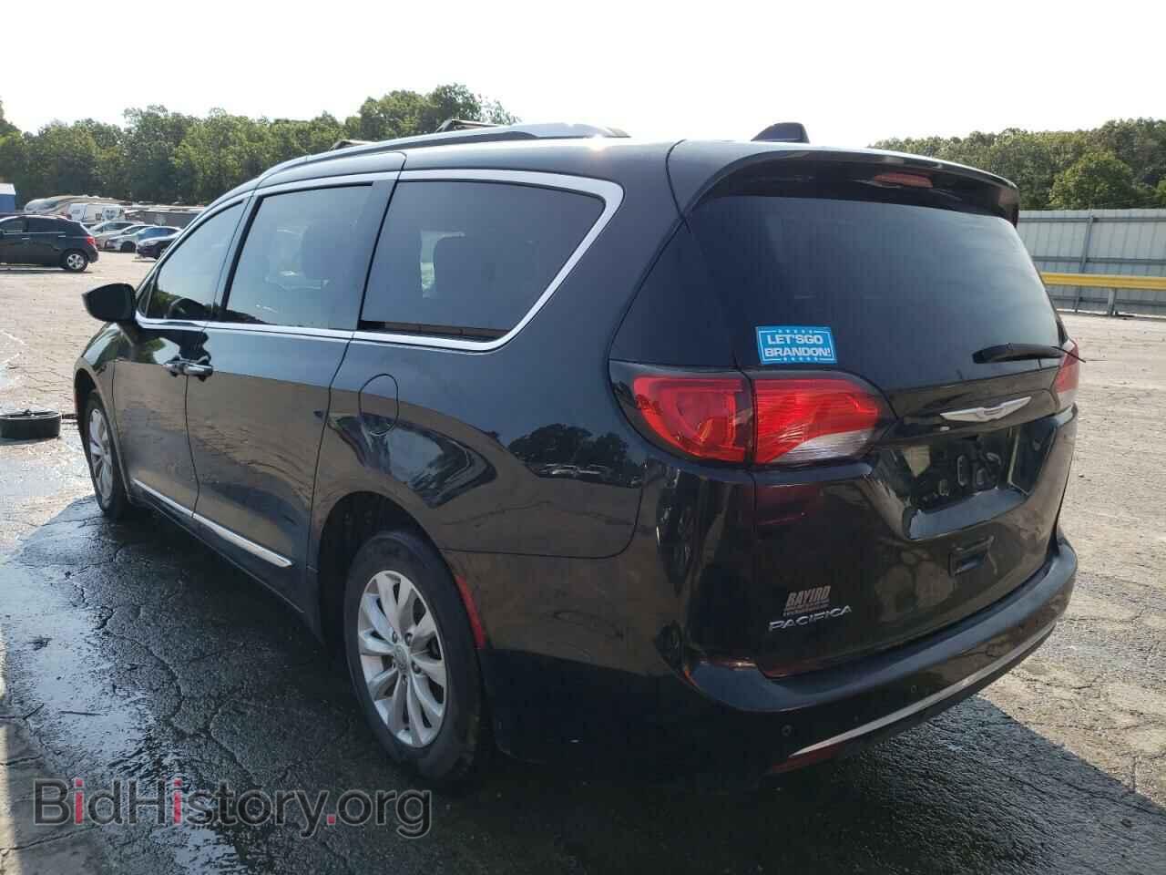 2018 CHRYSLER PACIFICA - VIN: 2C4RC1BG5JR120351 - Photo 2