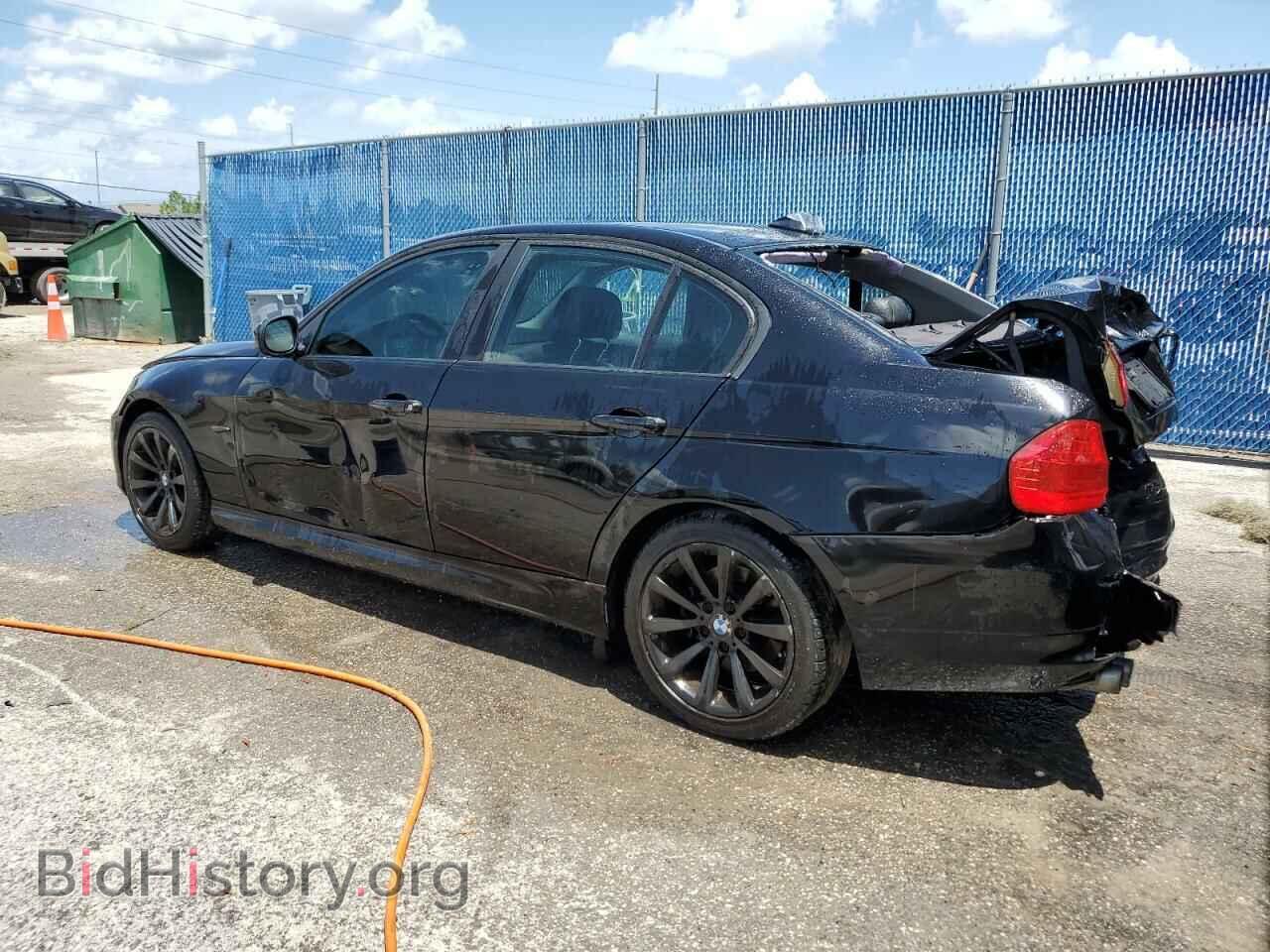 2011 BMW 3 SERIES - VIN: WBAPH7G59BNM56258 - Фото 2