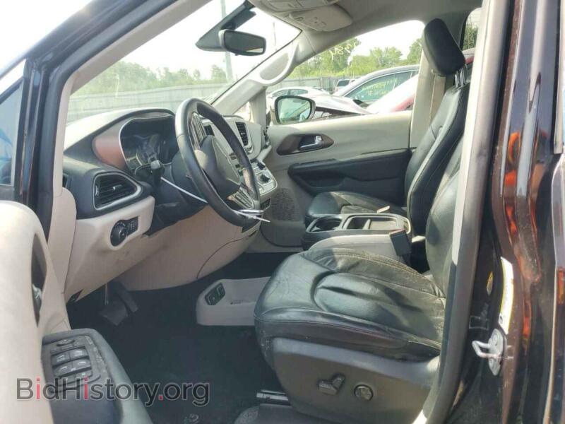 2018 Chrysler PACIFICA (VIN 2C4RC1BG2JR175307) — photo 7 of 14
