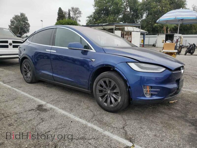 2019 Tesla MODEL X (VIN 5YJXCAE24KF141647) — photo 4 of 14