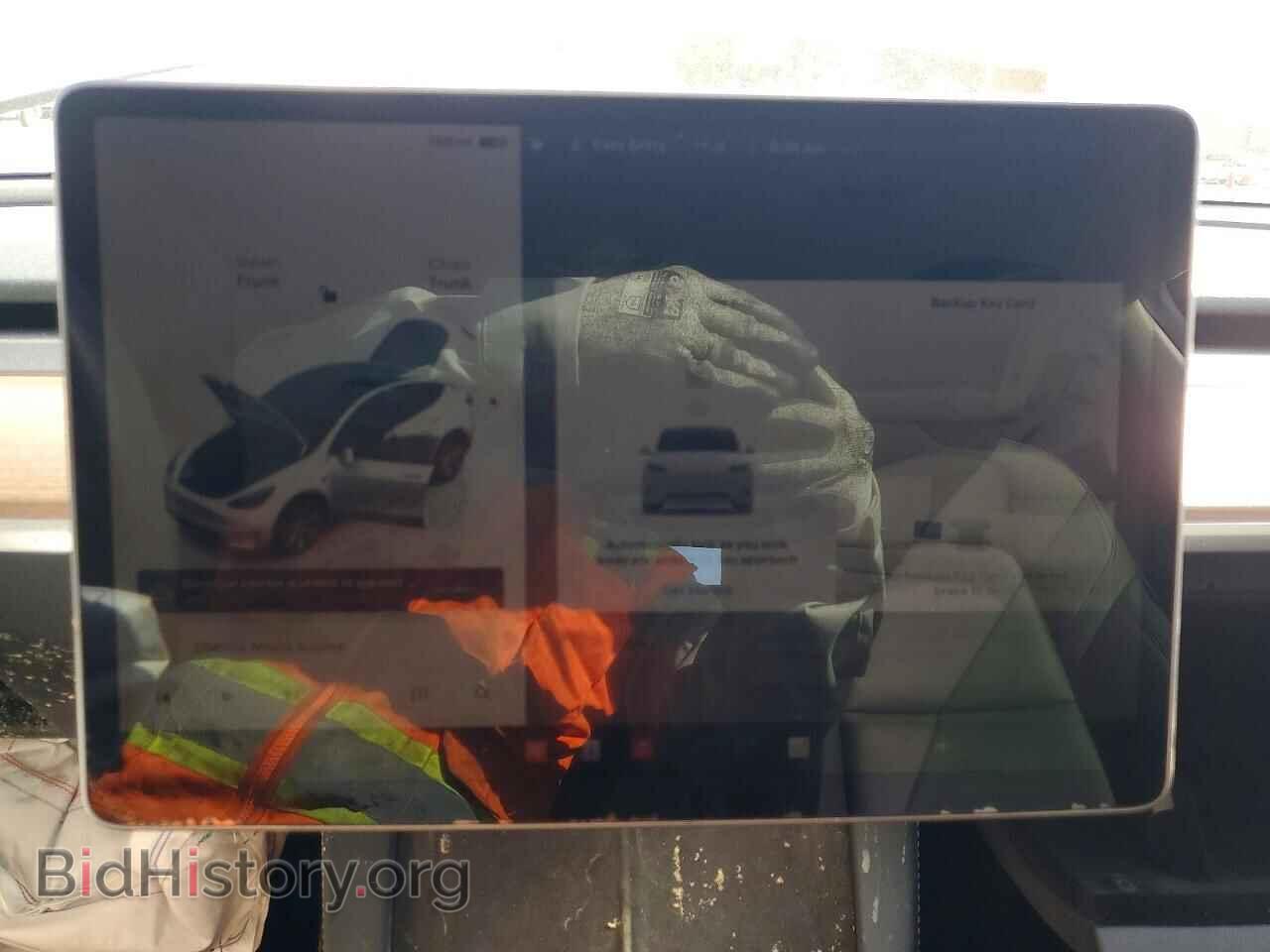 2022 TESLA MODEL Y - VIN: 7SAYGDEE8NF538662 - Photo 9
