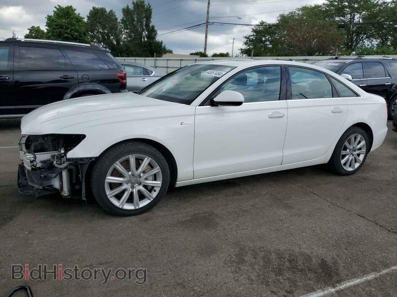 Photo WAUGGAFC9DN055537 - AUDI A6 2013
