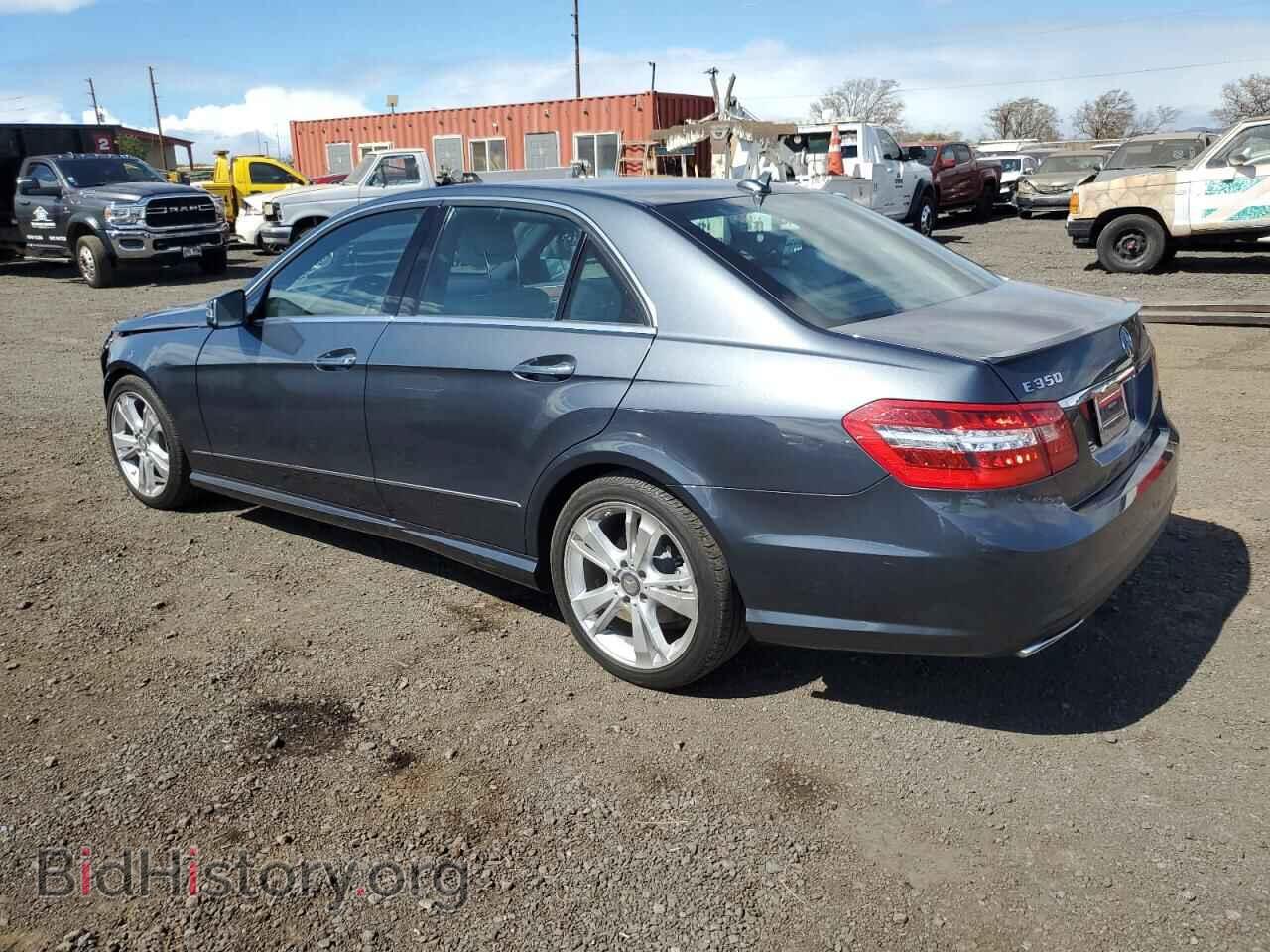 2013 MERCEDES-BENZ E-CLASS - VIN: WDDHF8JB3DA736517 - Фото 2
