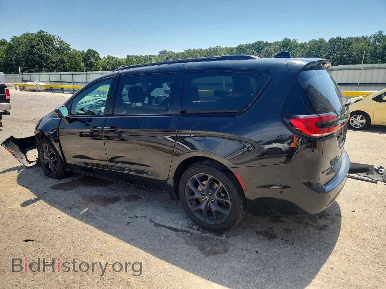 2023 CHRYSLER PACIFICA - VIN: 2C4RC3BG7PR623111 - Photo 2