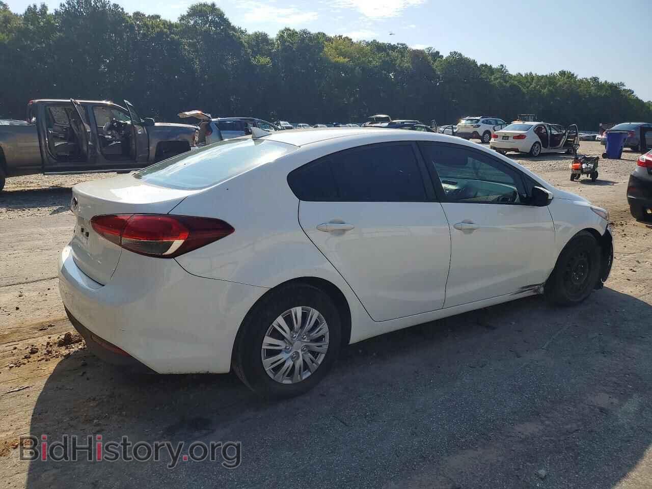 2017 KIA FORTE - VIN: 3KPFK4A72HE098054 - Фото 3