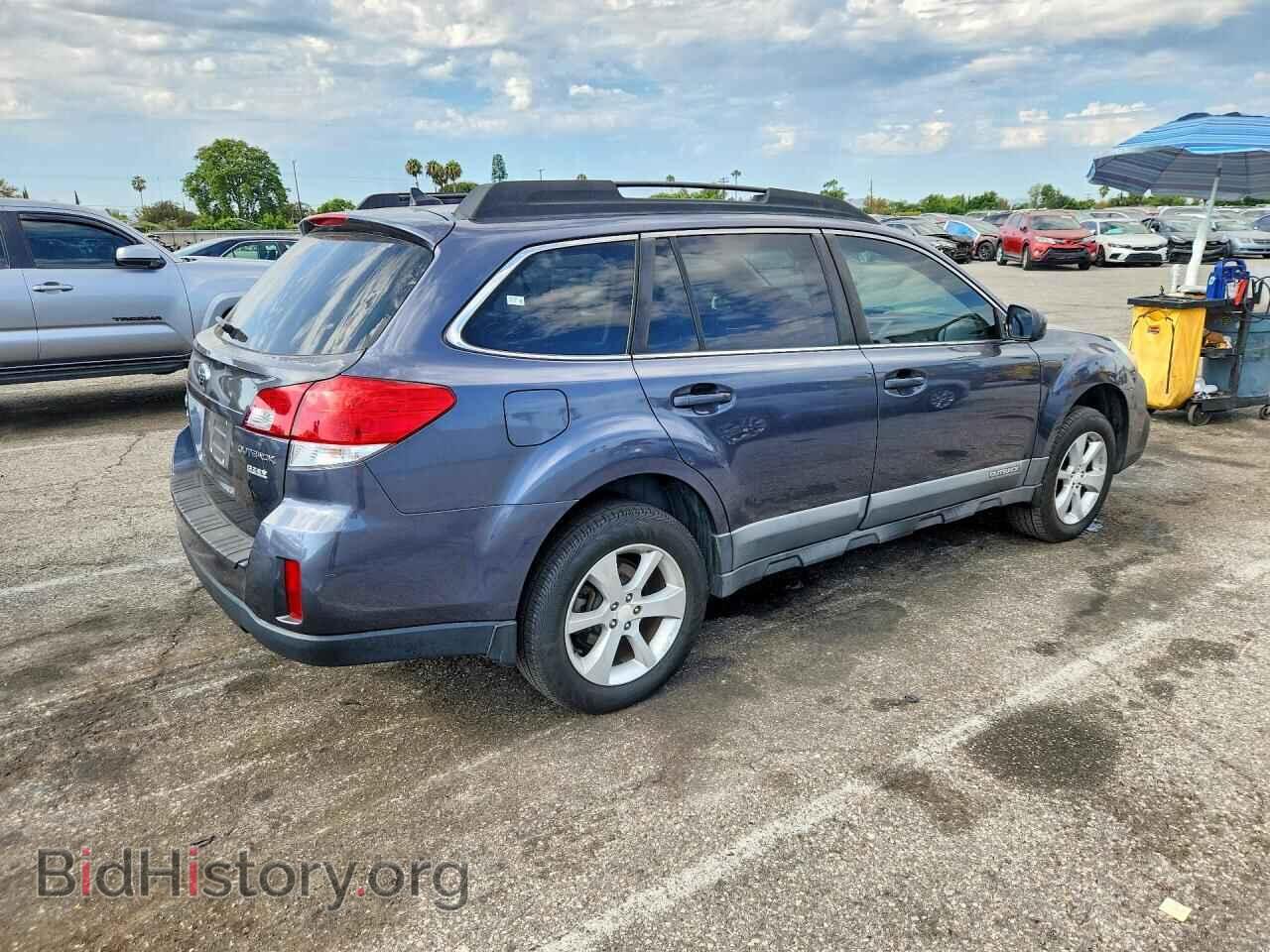 2014 SUBARU OUTBACK - VIN: 4S4BRBDC8E3263885 - Photo 3
