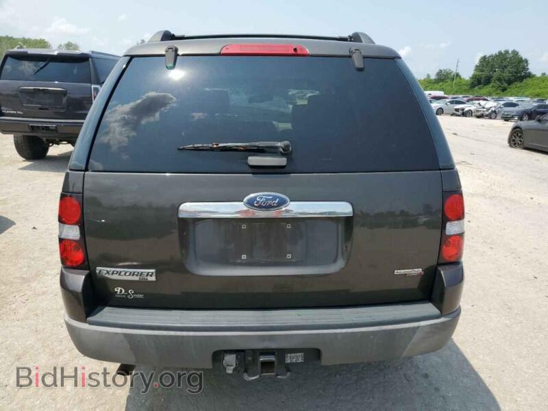 2006 Ford EXPLORER (VIN 1FMEU73EX6ZA18841) — фото 6 из 13