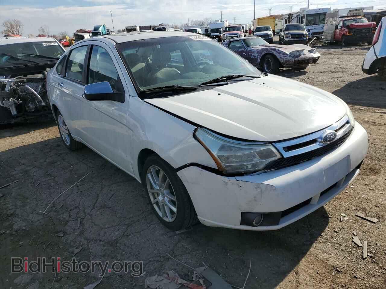 Photo 1FAHP3HN2BW195783 - FORD FOCUS 2011